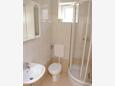 Vodice, Bathroom in the studio-apartment, WiFi.