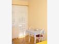 Dining room Vodice, Dining room in the studio-apartment, WiFi.
