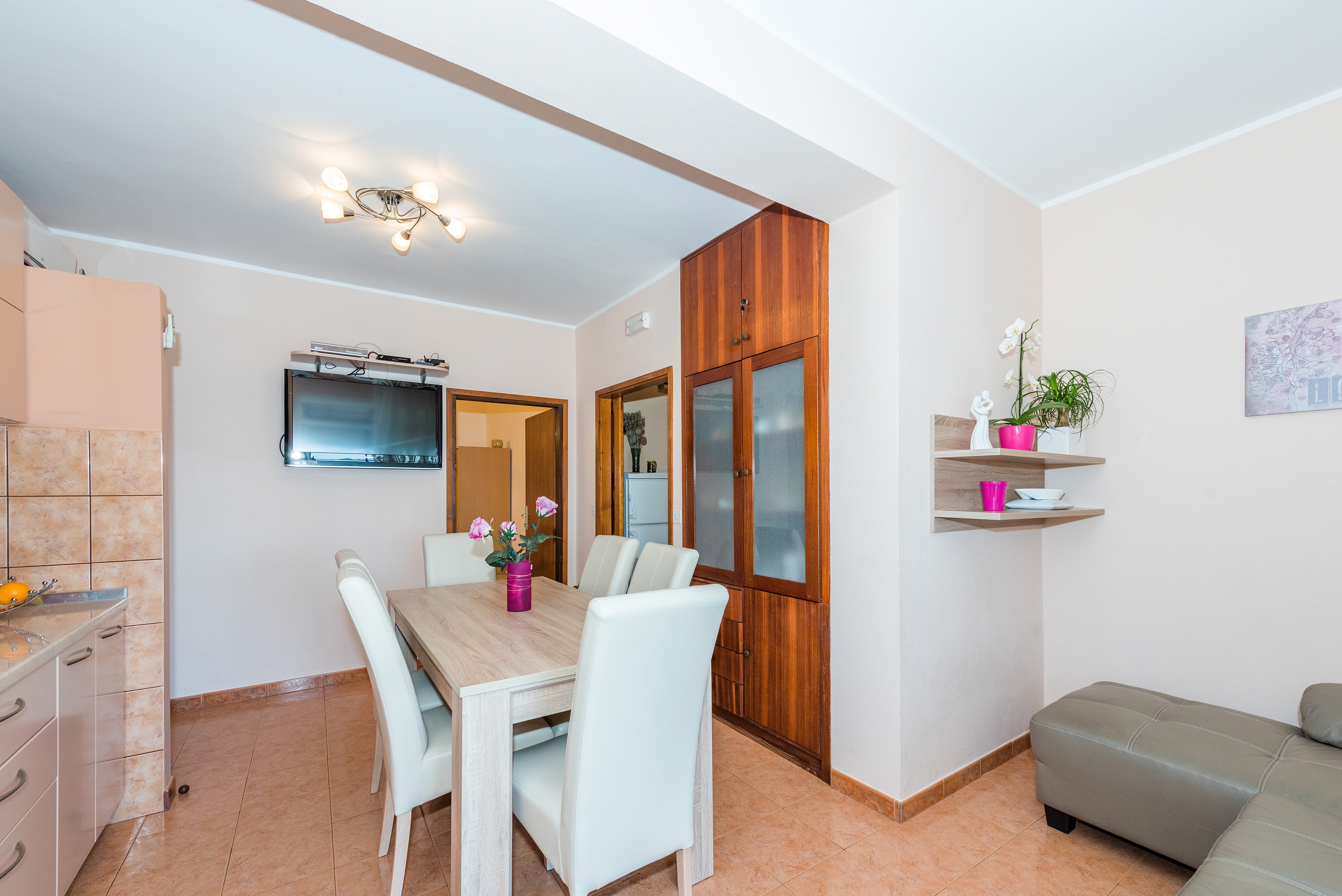 Two bedroom apartment near beach Bilo, Primošten (A-4176-a)