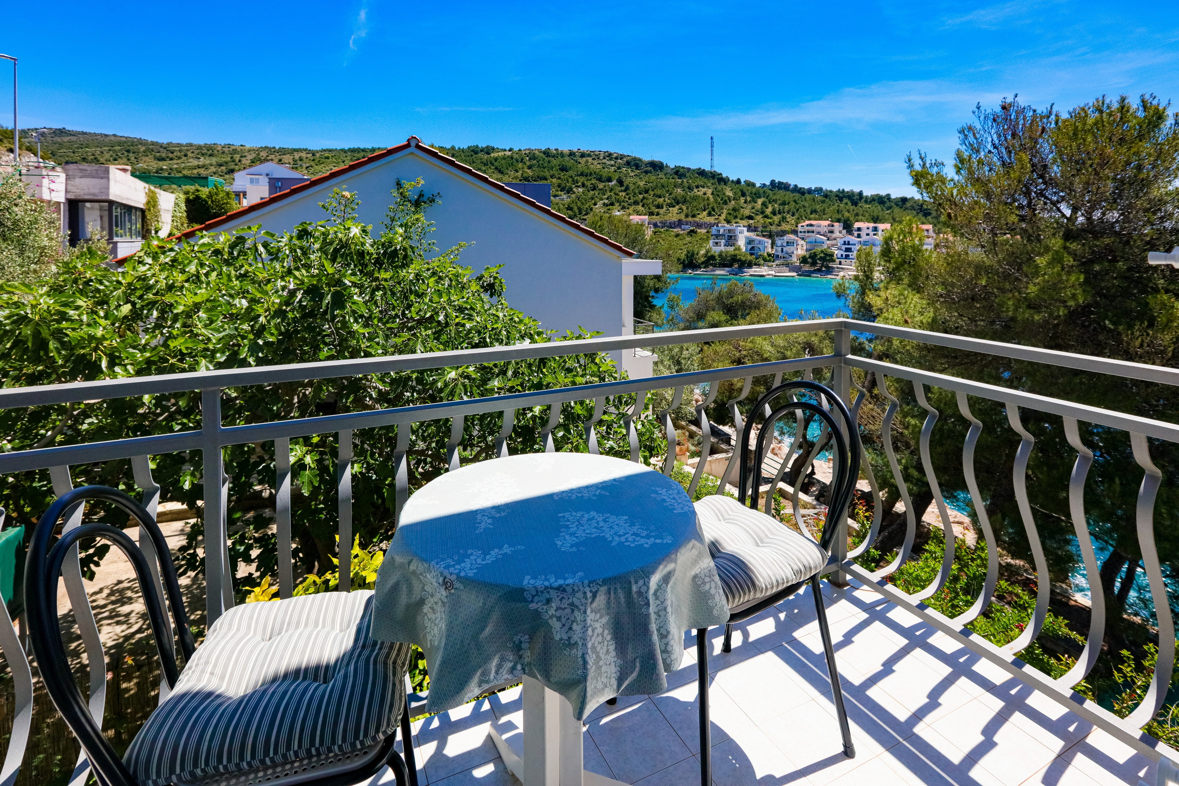 Four bedroom apartment near beach Bilo, Primošten  A-c
