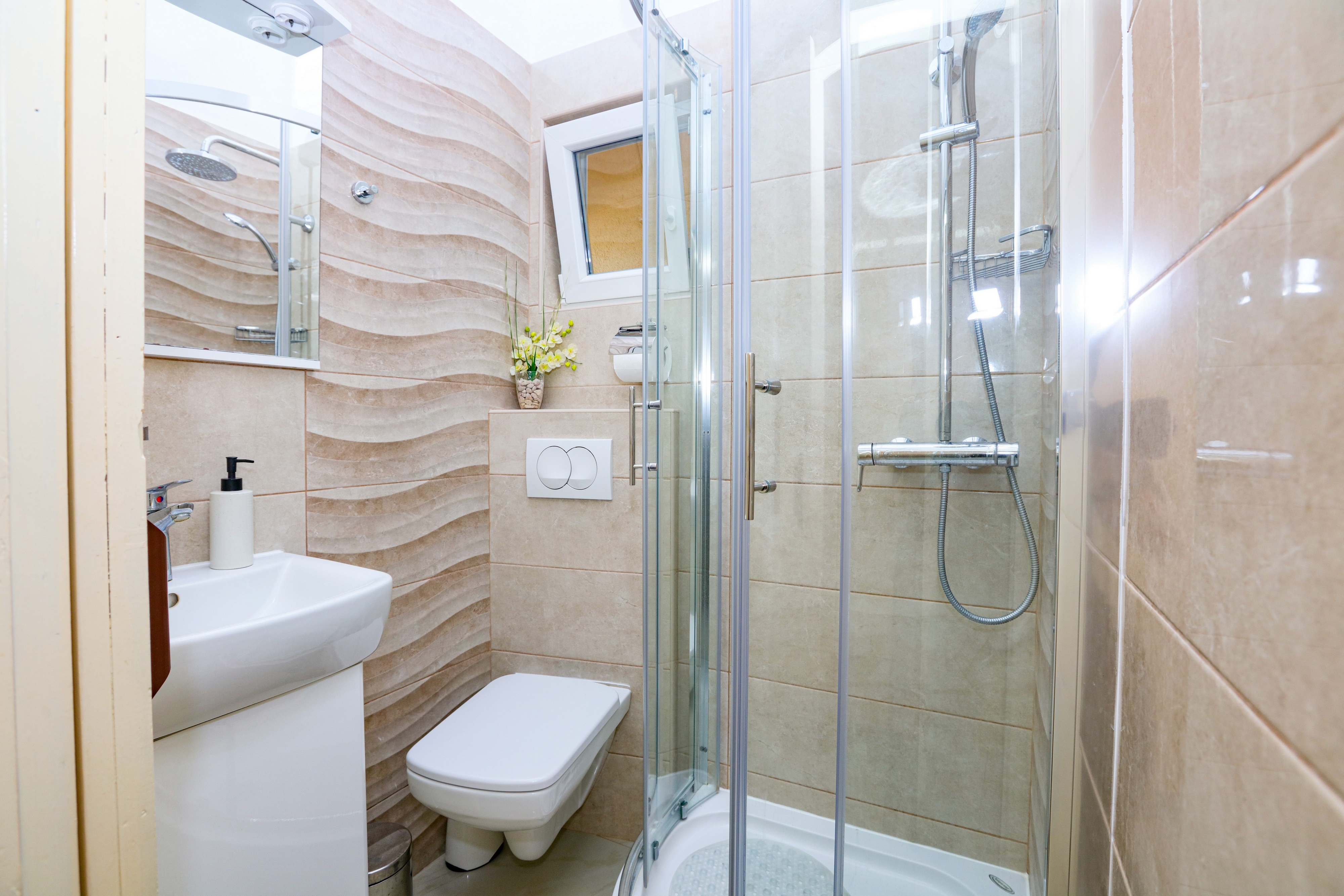 Four bedroom apartment near beach Bilo, Primošten  A-c
