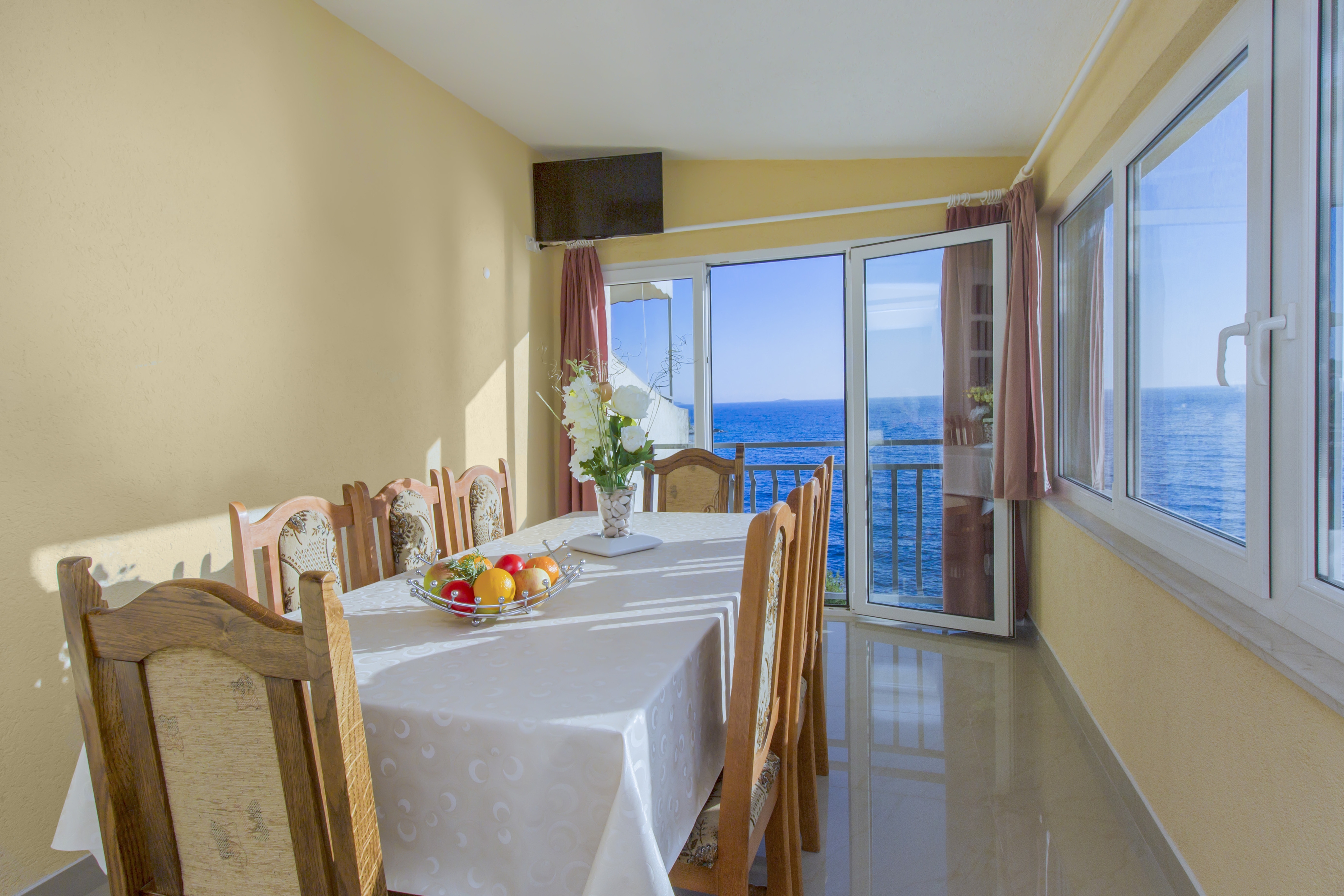 Four-bedroom apartment near beach Bilo, Primošten (A-4176-c)