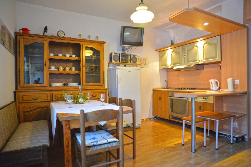 Two bedroom apartment with terrace Vodice (A-4180-a) Two bedroom apartment with terrace Vodice (A-4180-a)