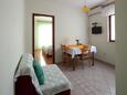 Dining room Bilo, Dining room in the apartment, air condition available, (pet friendly) and WiFi.