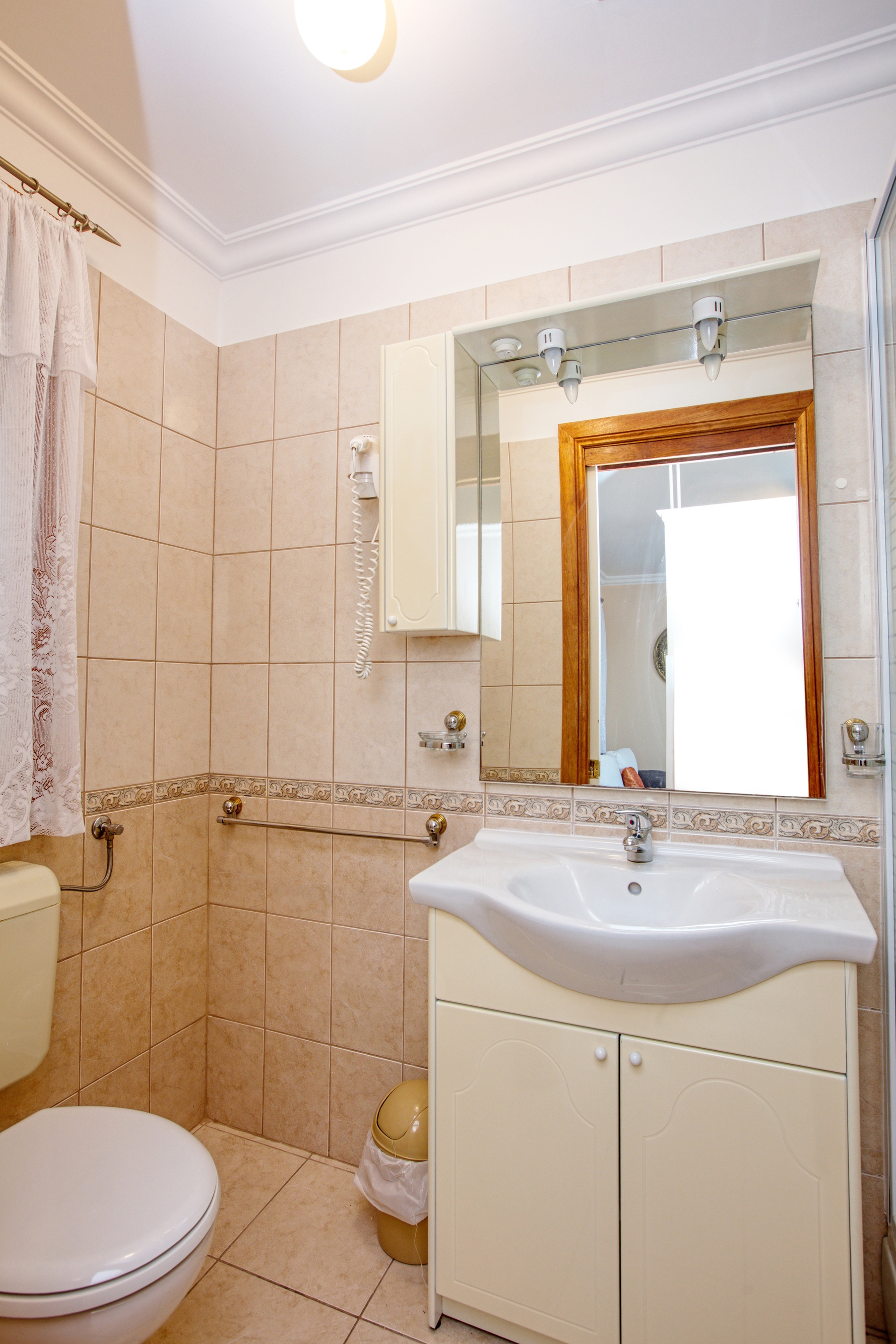 One bedroom apartment near beach Brodarica, Šibenik  A-a