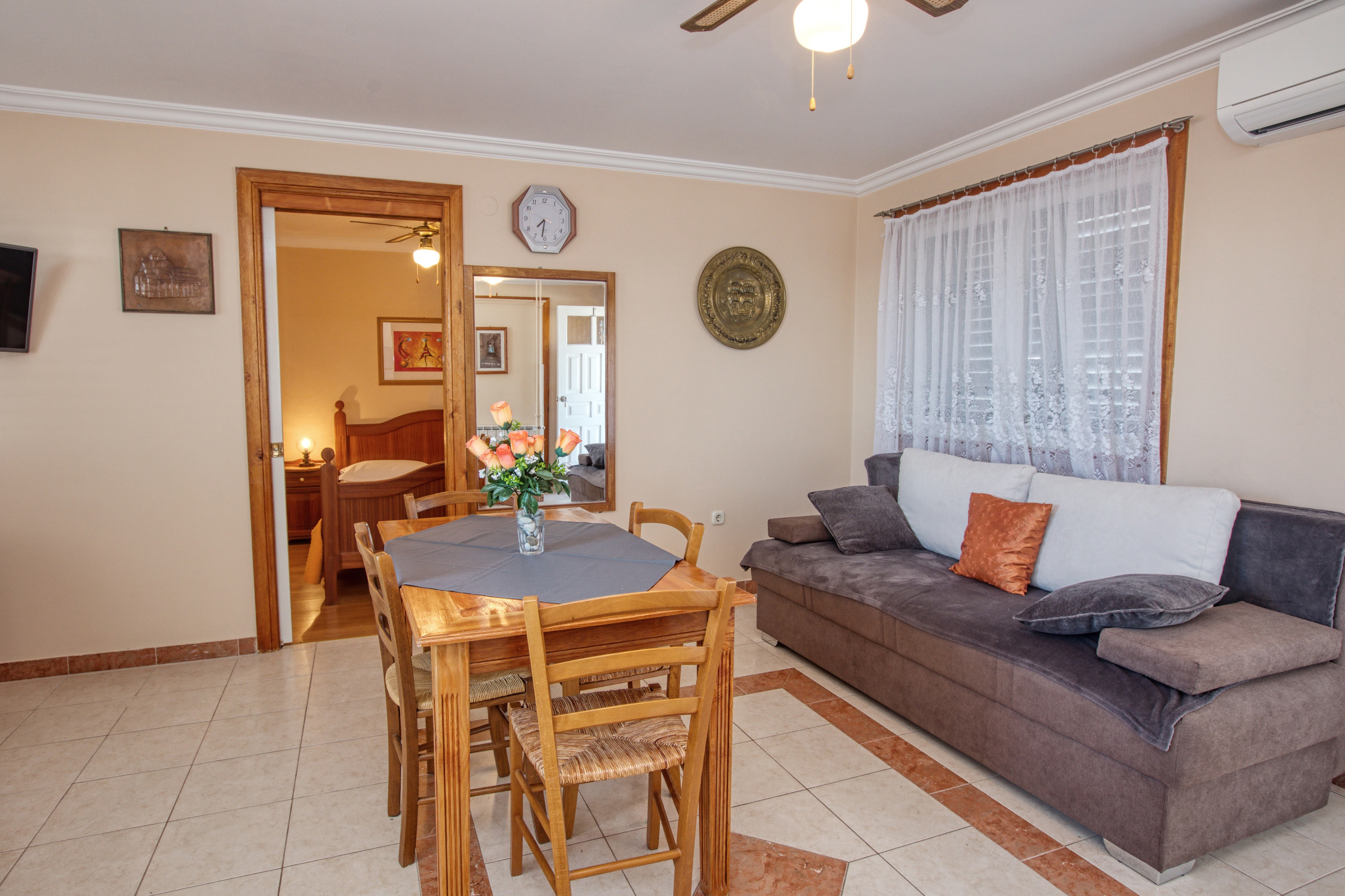 Top Šibenik Brodarica Top Šibenik Brodarica