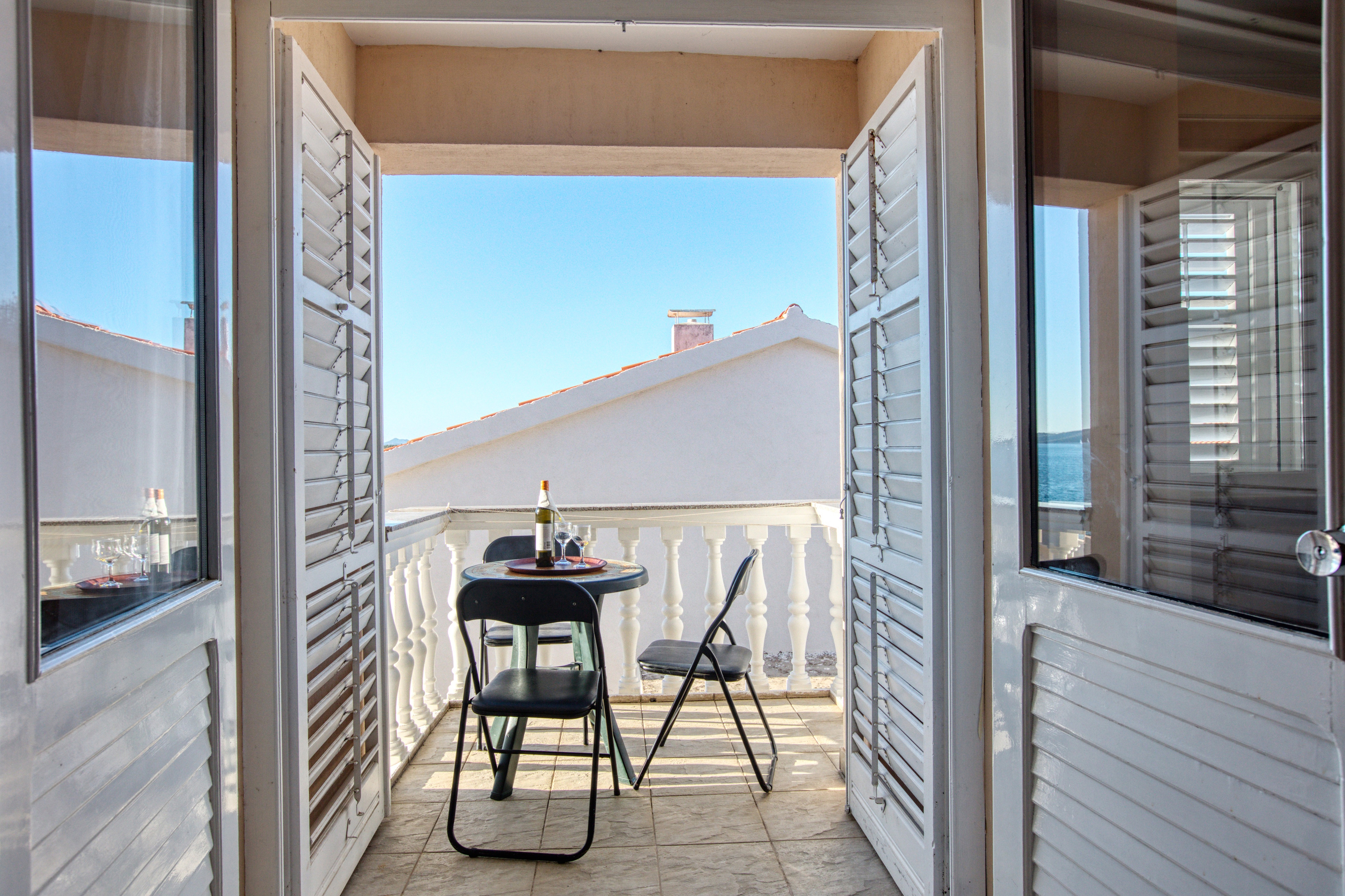One bedroom apartment near beach Brodarica, Šibenik  A-a