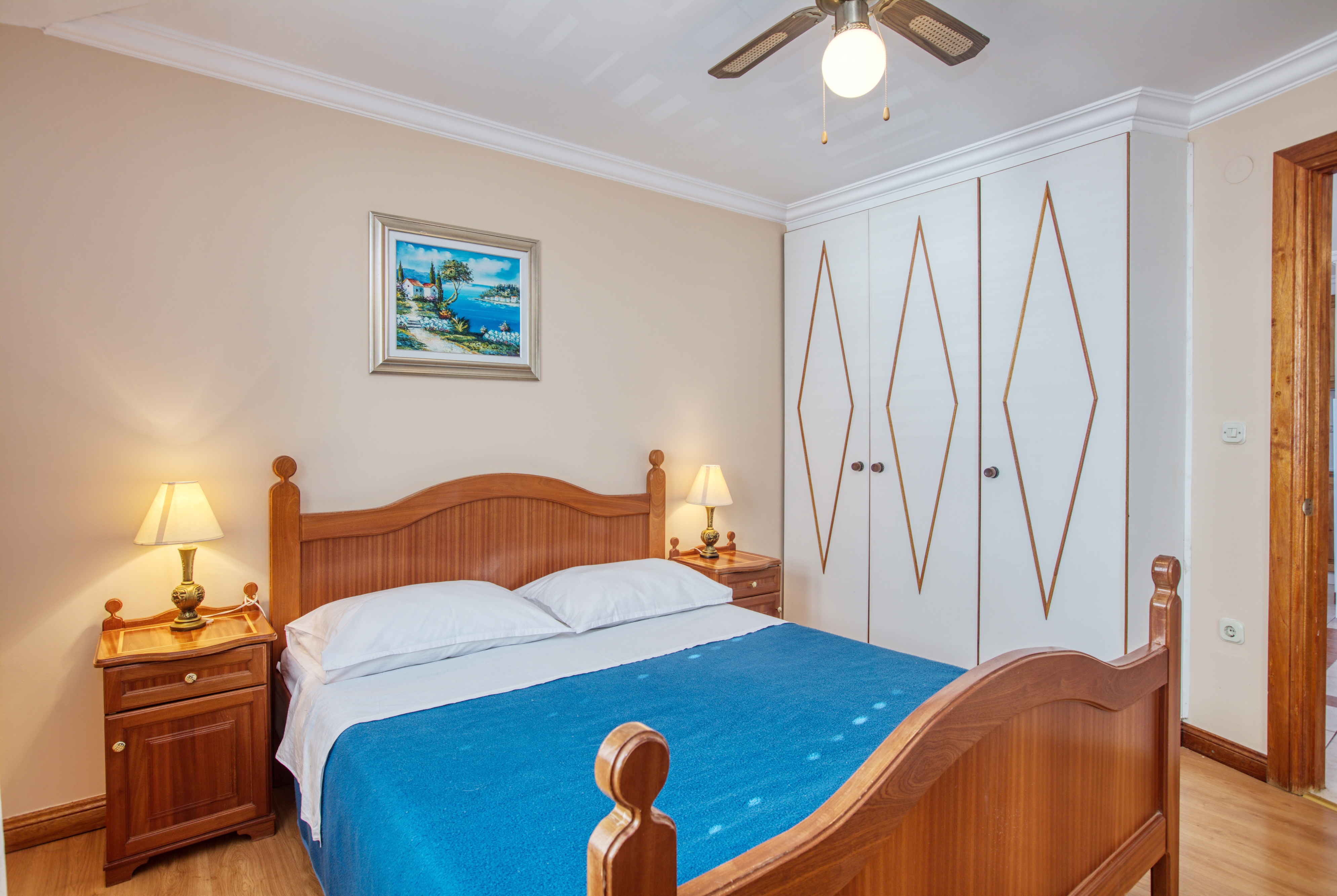 One bedroom apartment near beach Brodarica, Šibenik  A-b