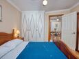 Brodarica, Bedroom in the apartment, WiFi.