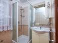 Ванная комната Brodarica, Ванная комната в размещении типа apartment, WiFi.