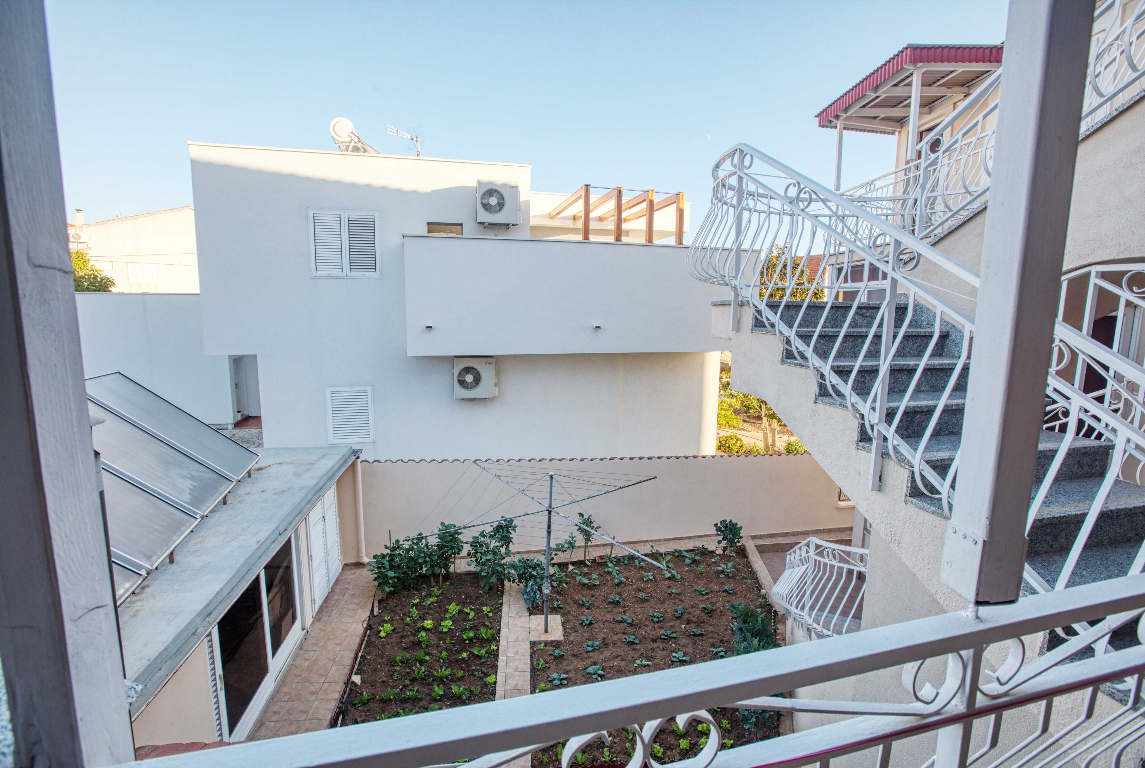 One bedroom apartment near beach Brodarica, Šibenik  A-e