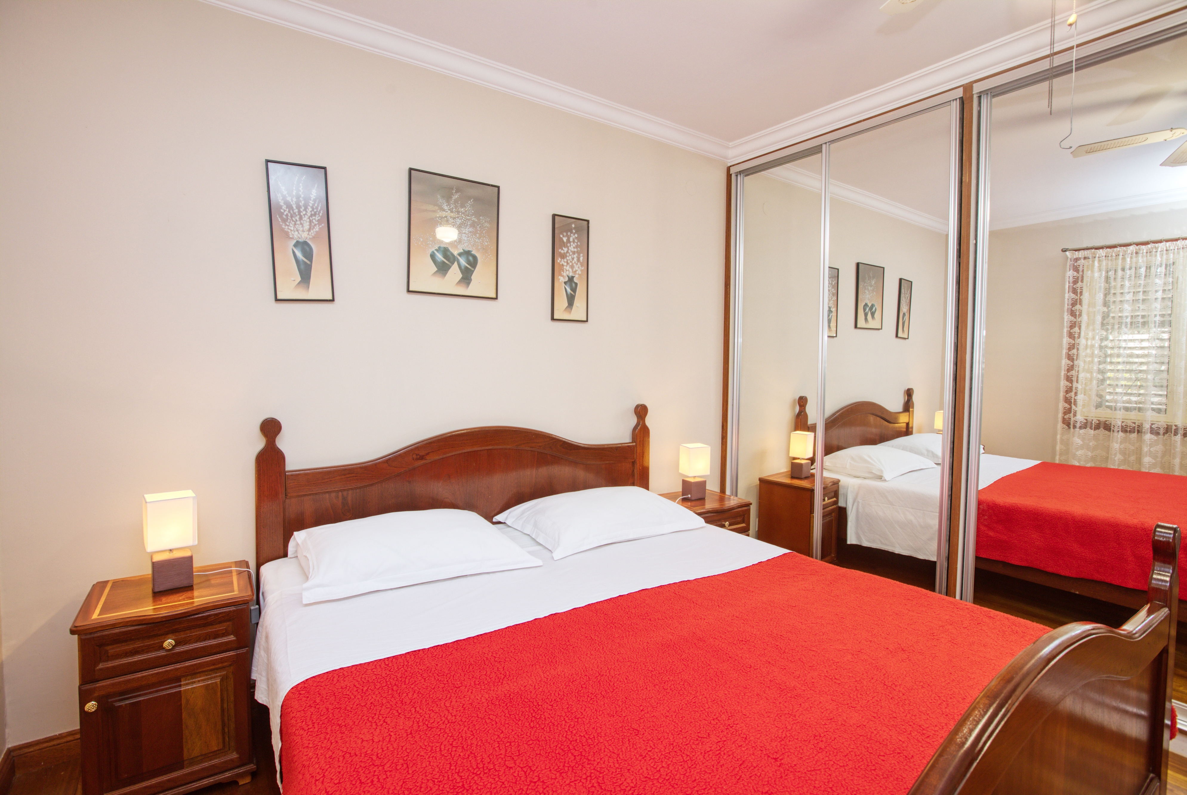 Two bedroom apartment near beach Brodarica, Šibenik  A-f