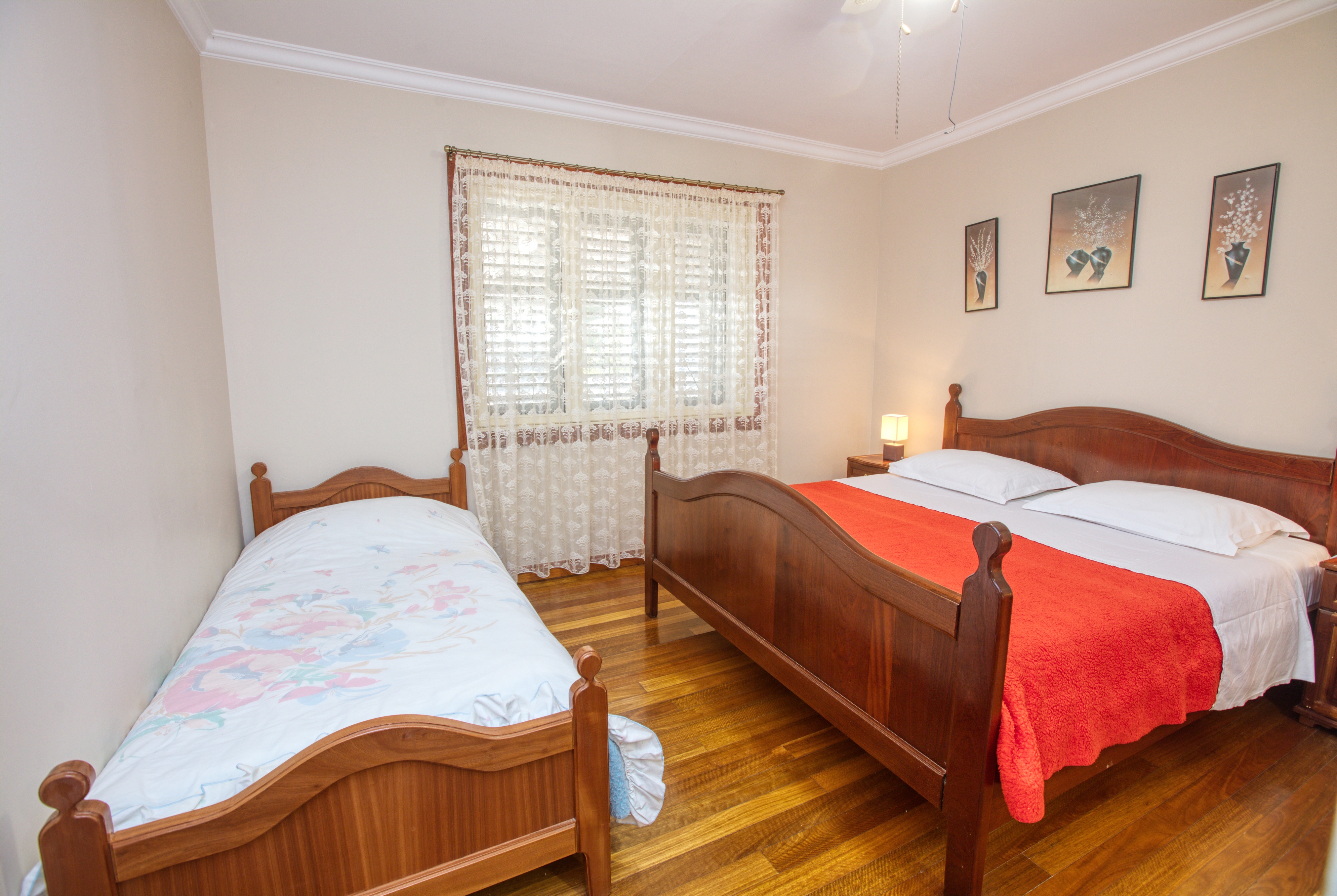 Two bedroom apartment near beach Brodarica, Šibenik  A-f
