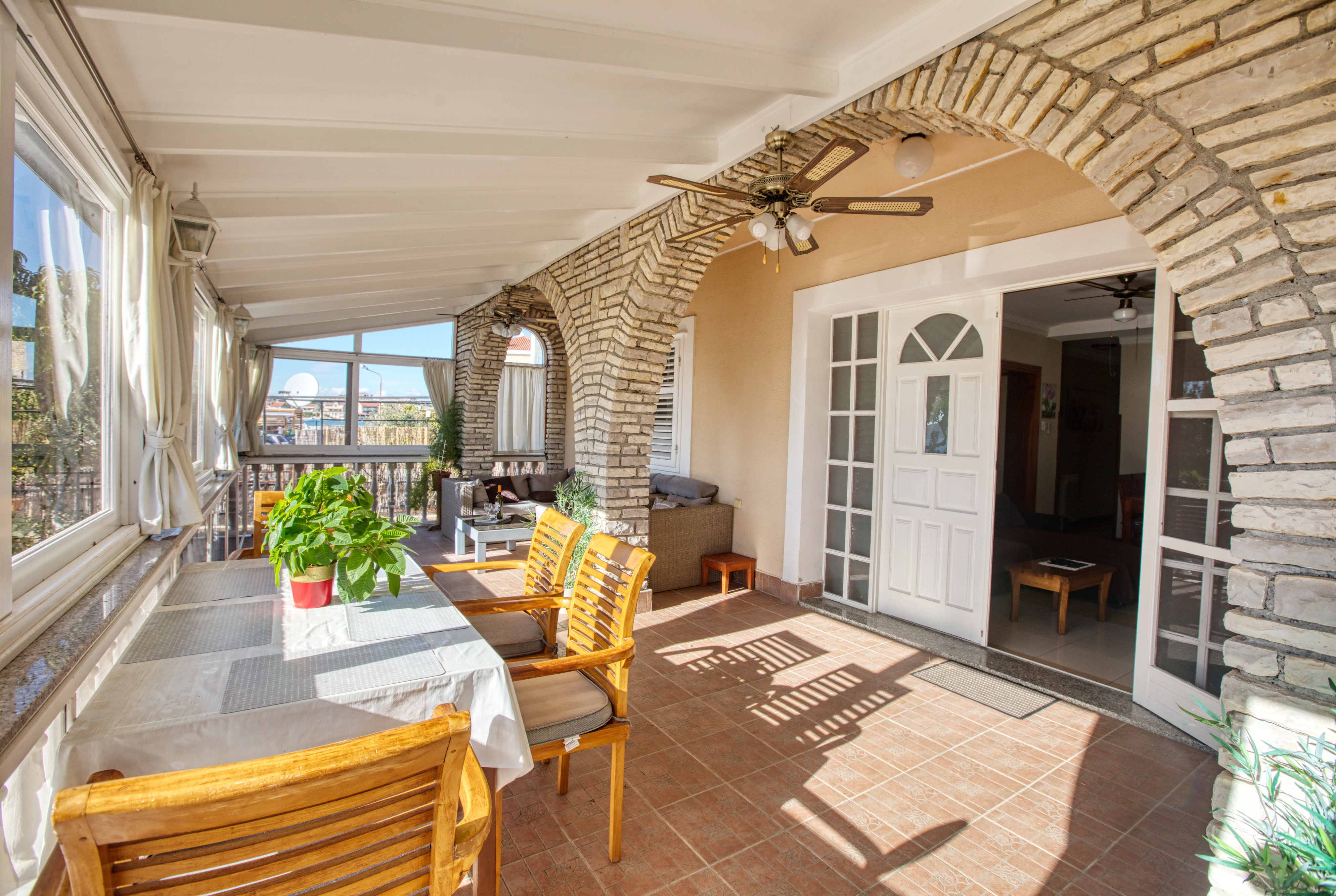 Two bedroom apartment near beach Brodarica, Šibenik  A-f