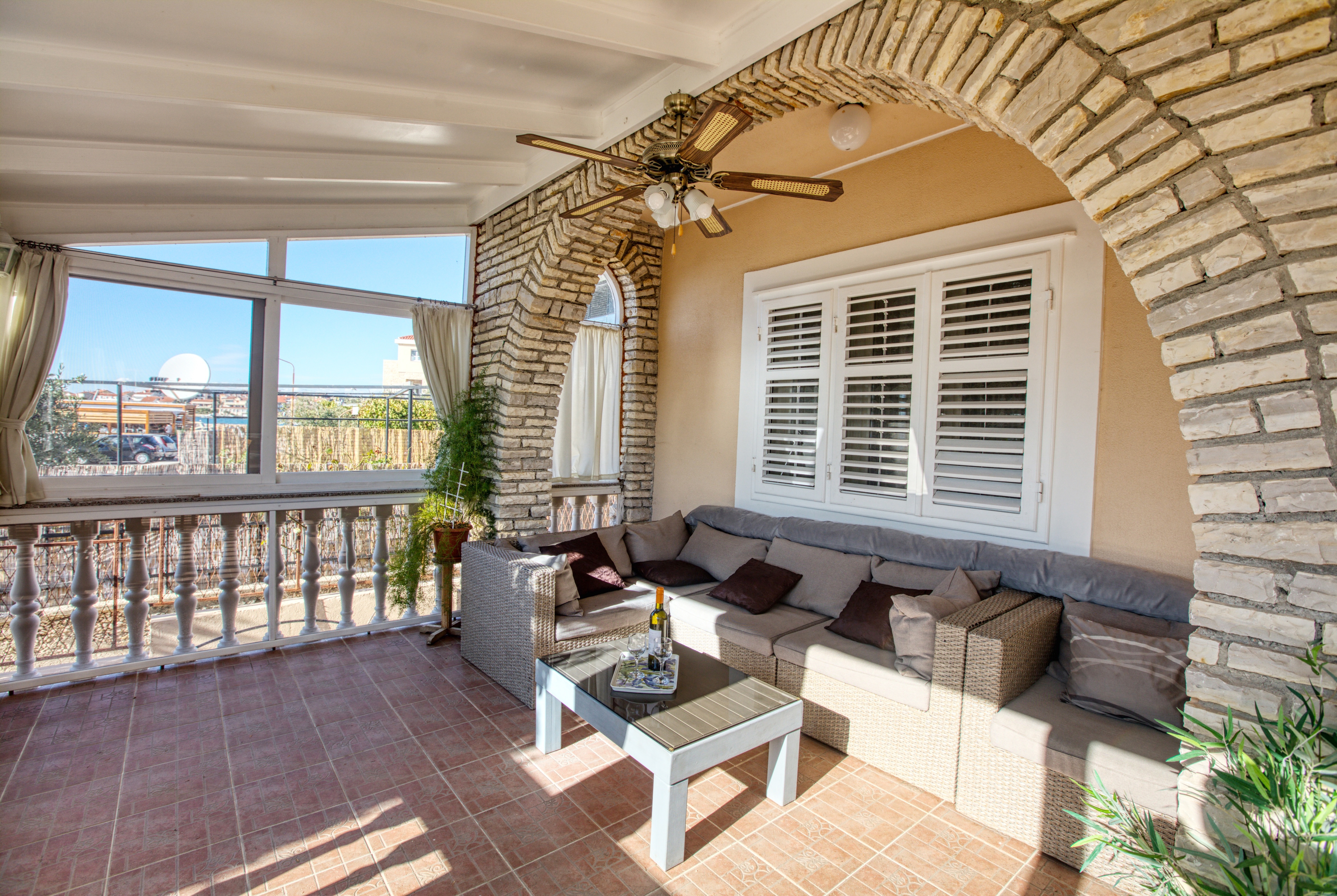 Two bedroom apartment near beach Brodarica, Šibenik  A-f