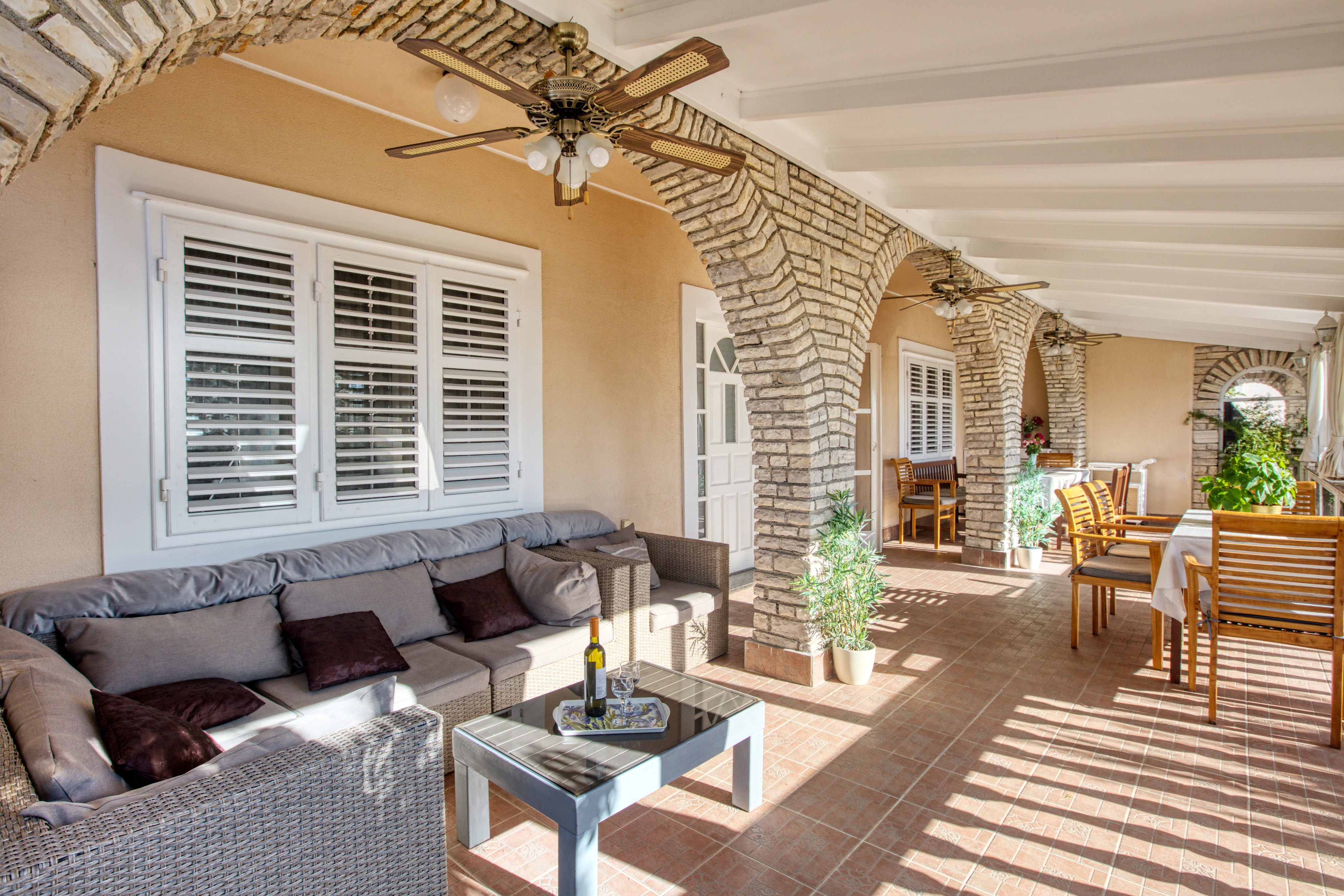 Two bedroom apartment near beach Brodarica, Šibenik  A-f