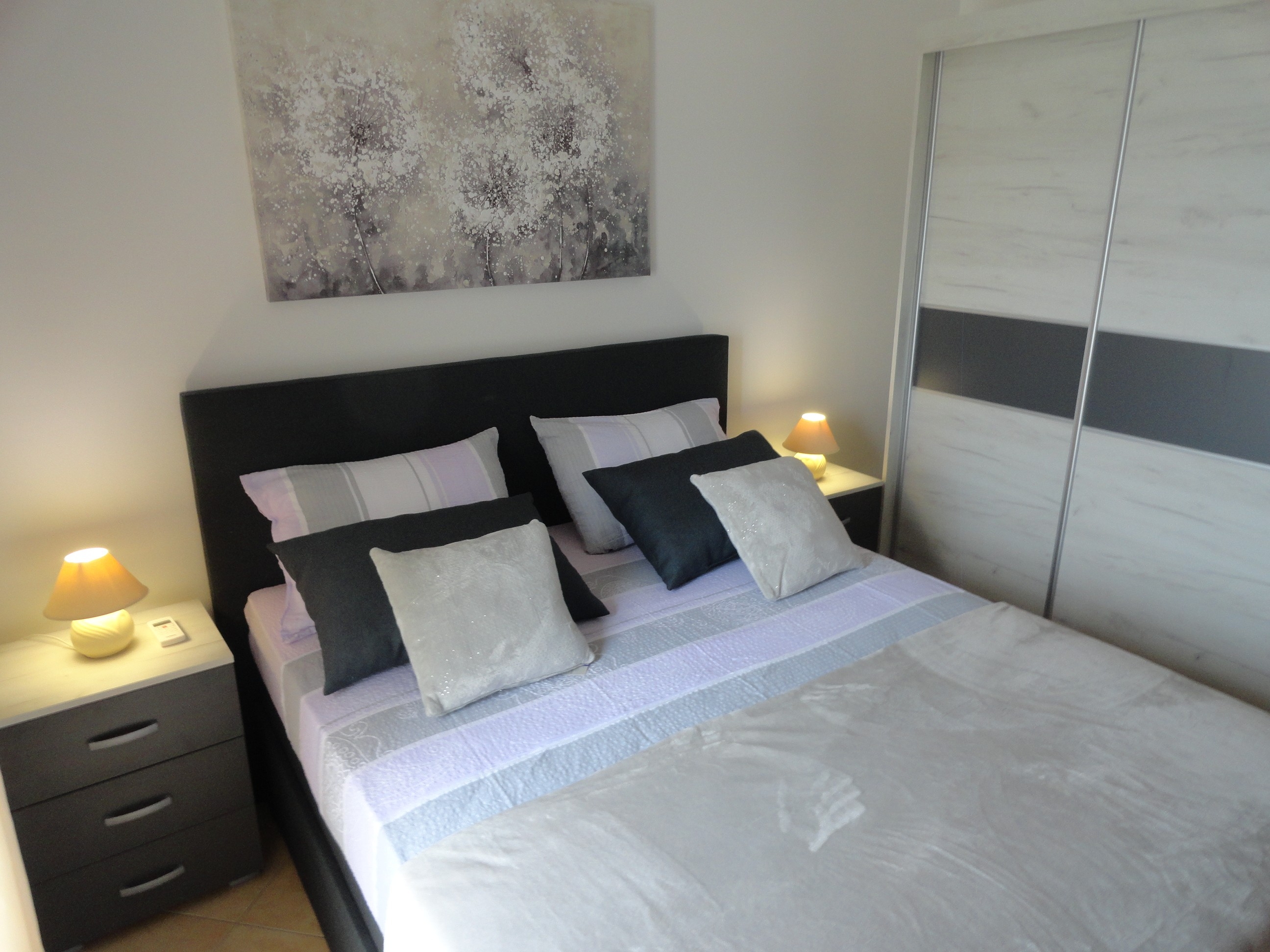 One bedroom apartment near beach Brodarica, Šibenik (A-4195-b) One bedroom apartment near beach Brodarica, Šibenik (A-4195-b)