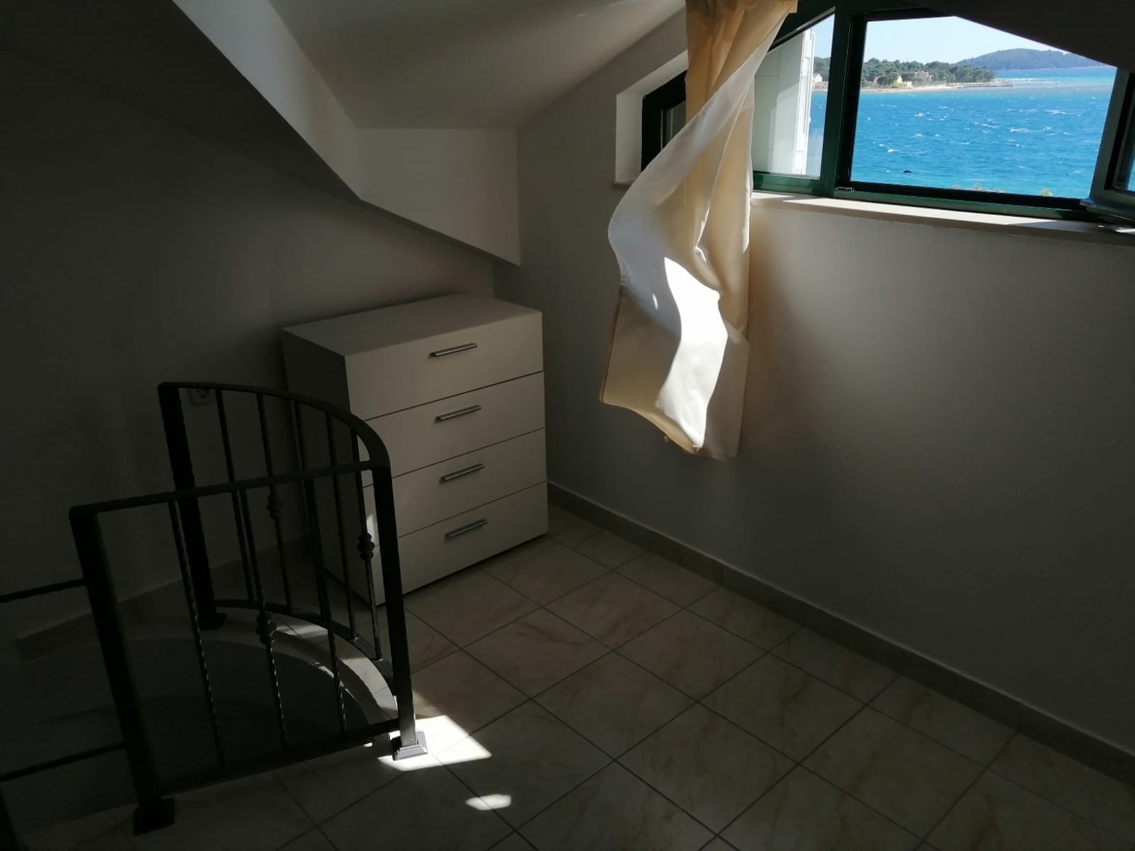 One bedroom apartment near beach Brodarica, Šibenik (A-4195-d) One bedroom apartment near beach Brodarica, Šibenik (A-4195-d)