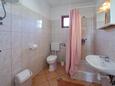 Bibinje, Bathroom in the apartment, (pet friendly) and WiFi.