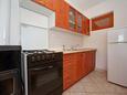 Bibinje, Kitchen in the apartment, (pet friendly) and WiFi.