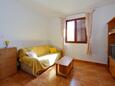 Bibinje, Living room in the apartment, (pet friendly) and WiFi.