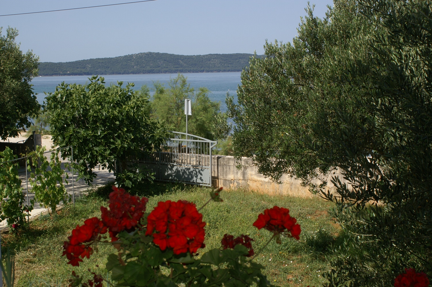 One bedroom apartment near beach Bibinje, Zadar  A-a