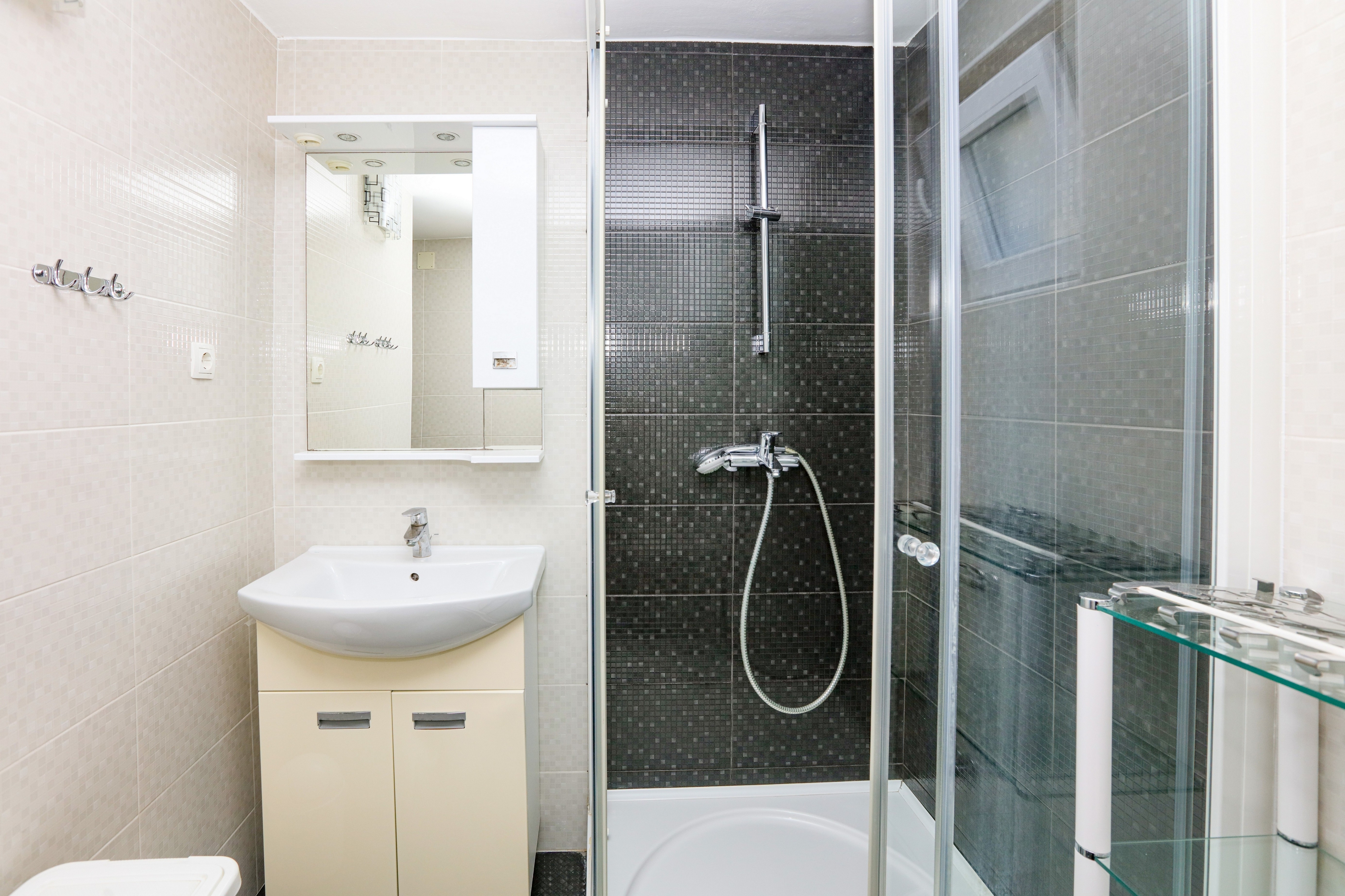Two bedroom apartment near beach Vodice  A-d