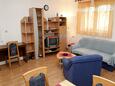 Vrgada, Woonkamer in the apartment, air condition available en (pet friendly).