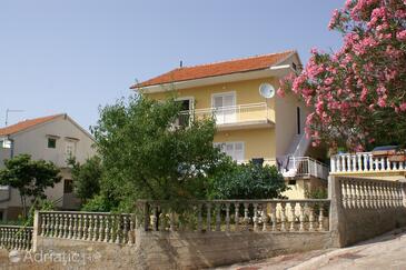 Grebaštica, Šibenik, Alloggio 4207 - Appartamenti affitto vicino al mare con la spiaggia ghiaiosa.