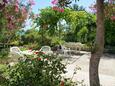 Courtyard Vodice, Vodice, Courtyard 4228 - Rooms near sea with pebble beach.