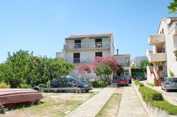 Property Vodice, Vodice, Property 4228 - Rooms near sea with pebble beach.