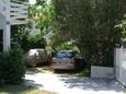 Parking lot Vodice, Vodice, Parking lot 4234 - Apartments near sea with pebble beach.