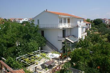 Property Vodice, Vodice, Property 4234 - Apartments near sea with pebble beach.