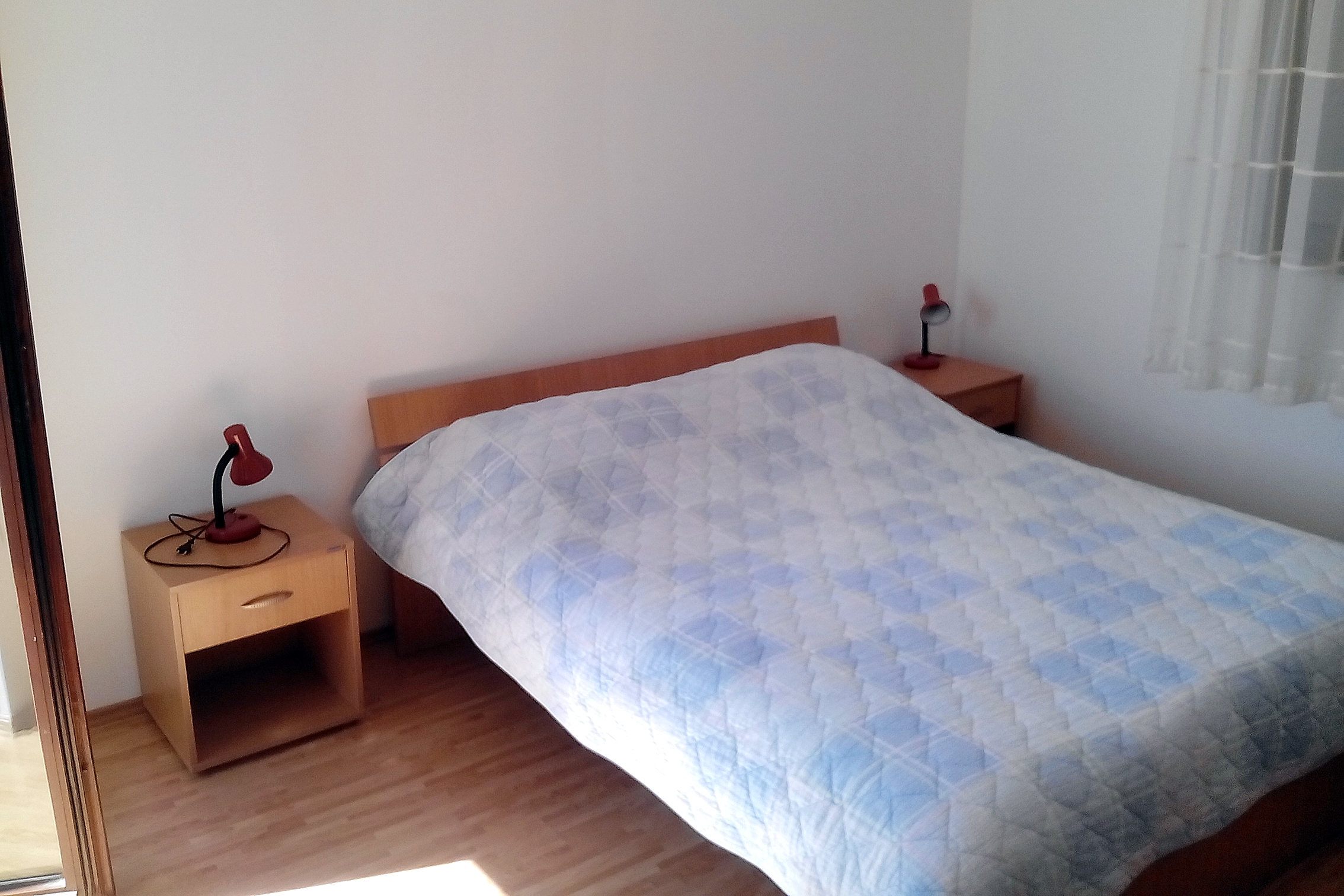 Jednosobni apartman uz plažu Šepurine, Prvić  A-a