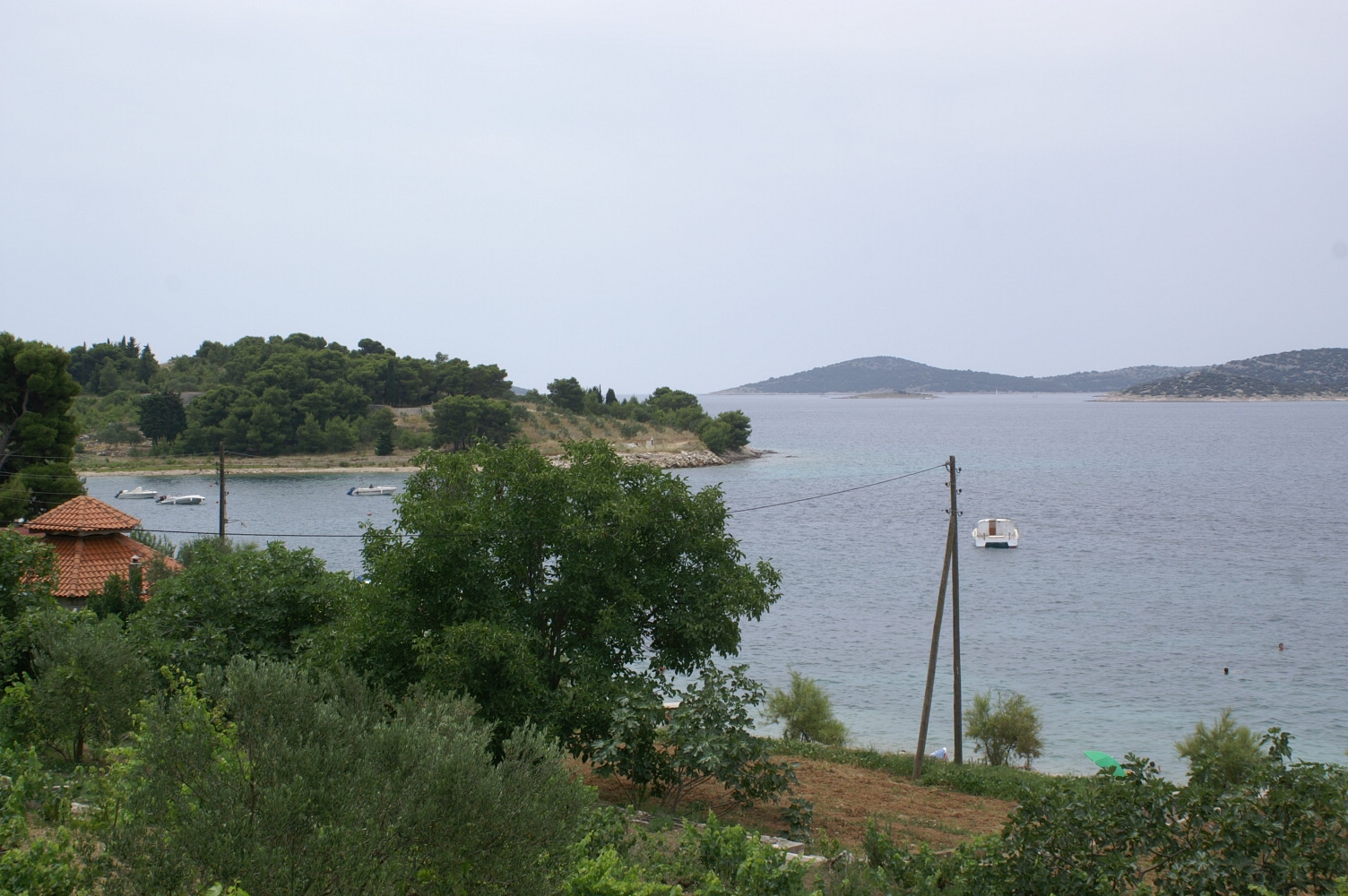 Jednosobni apartman uz plažu Šepurine, Prvić  A-a