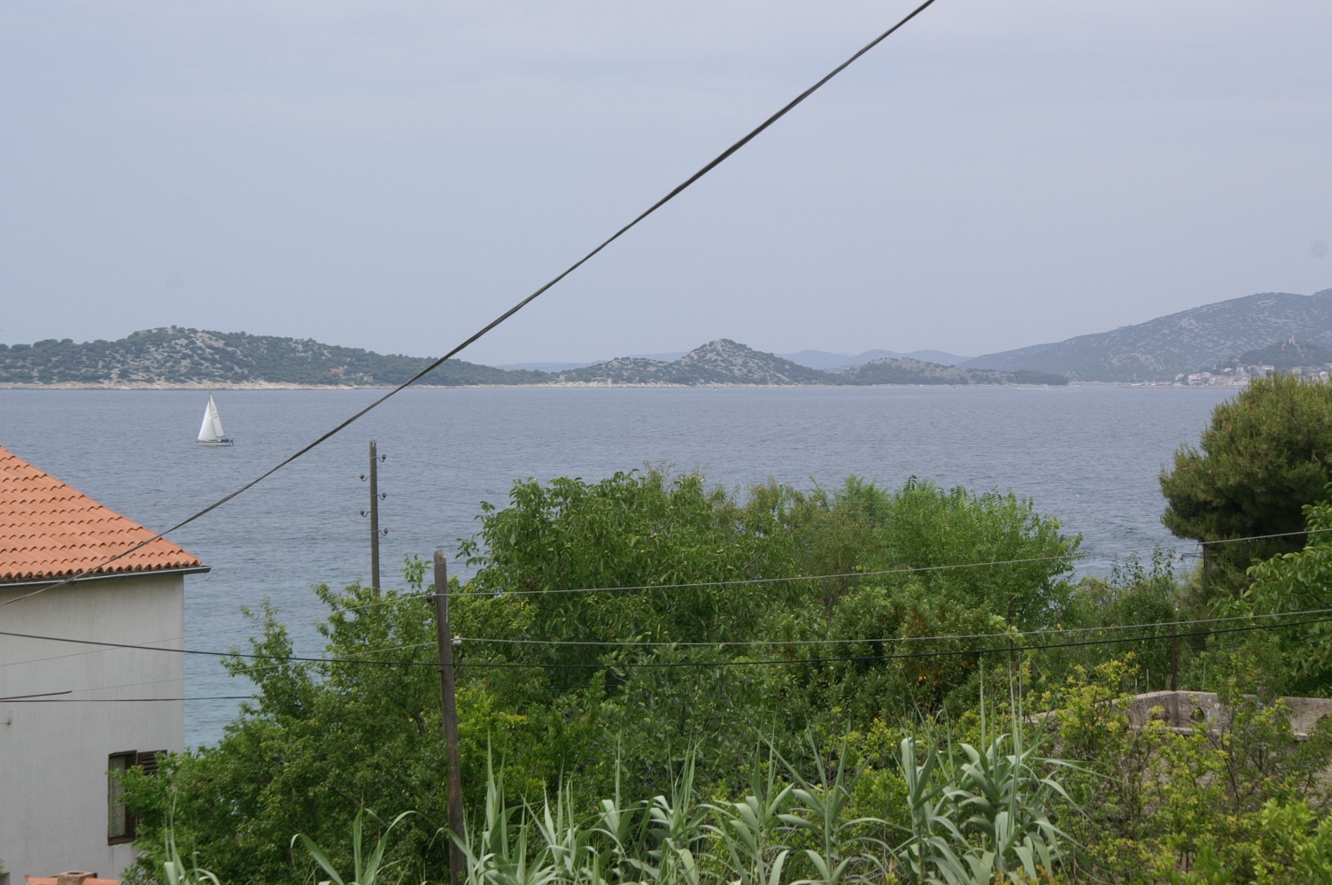 Jednosobni apartman uz plažu Šepurine, Prvić  A-a