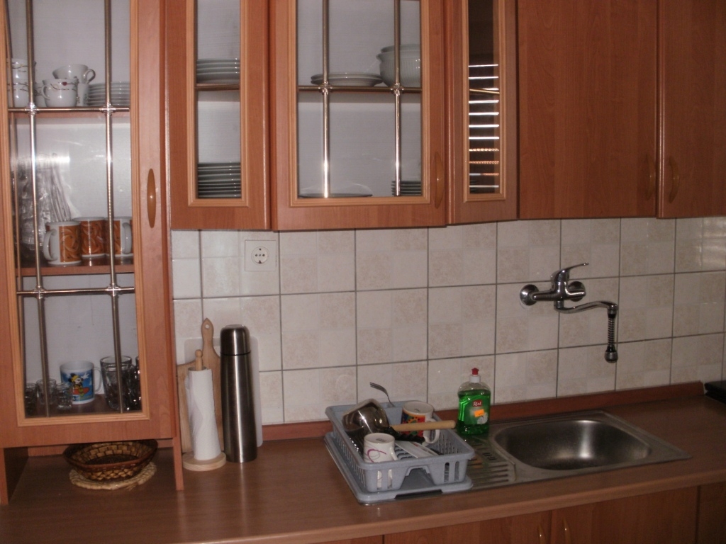 Dvosobni apartman uz plažu Šepurine, Prvić  A-b