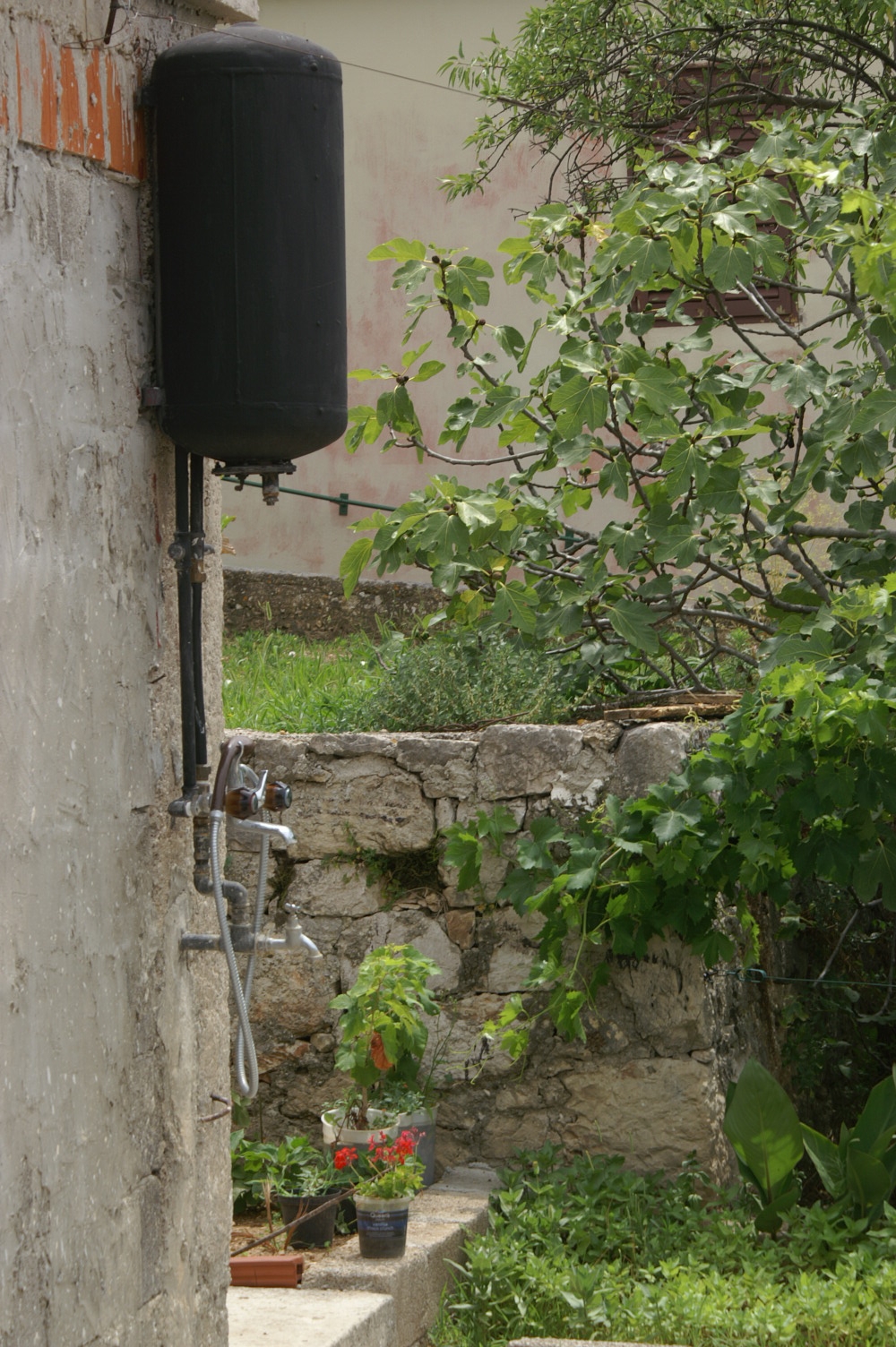 Jednosobni apartman uz plažu Šepurine, Prvić  A-a