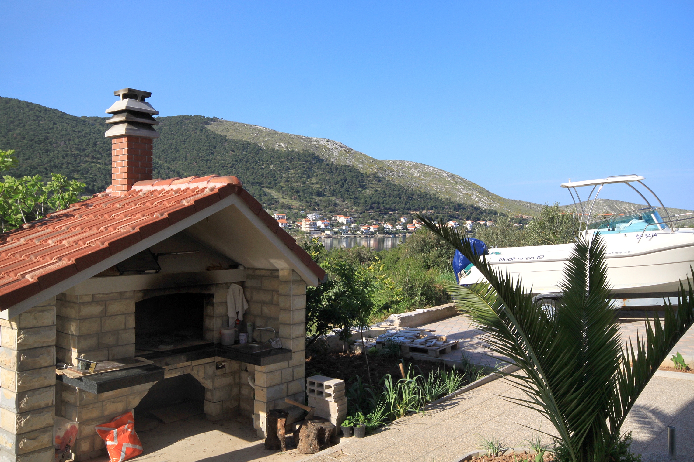 Two bedroom apartment with terrace and sea view Grebaštica, Šibenik  A-a