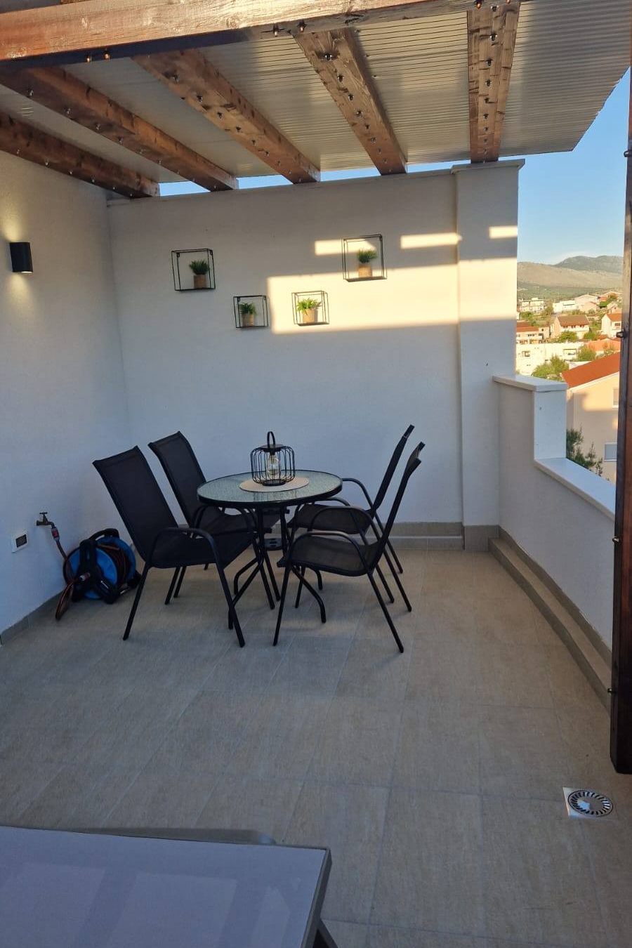 One bedroom apartment with terrace and sea view Grebaštica, Šibenik  A-d