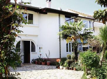 Property Vantačići, Krk, Property 426 - Apartments with pebble beach.