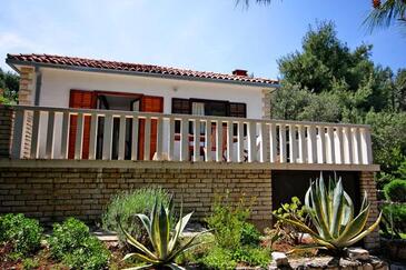 Property Ražanj, Rogoznica, Property 4260 - Vacation Rentals near sea with pebble beach.