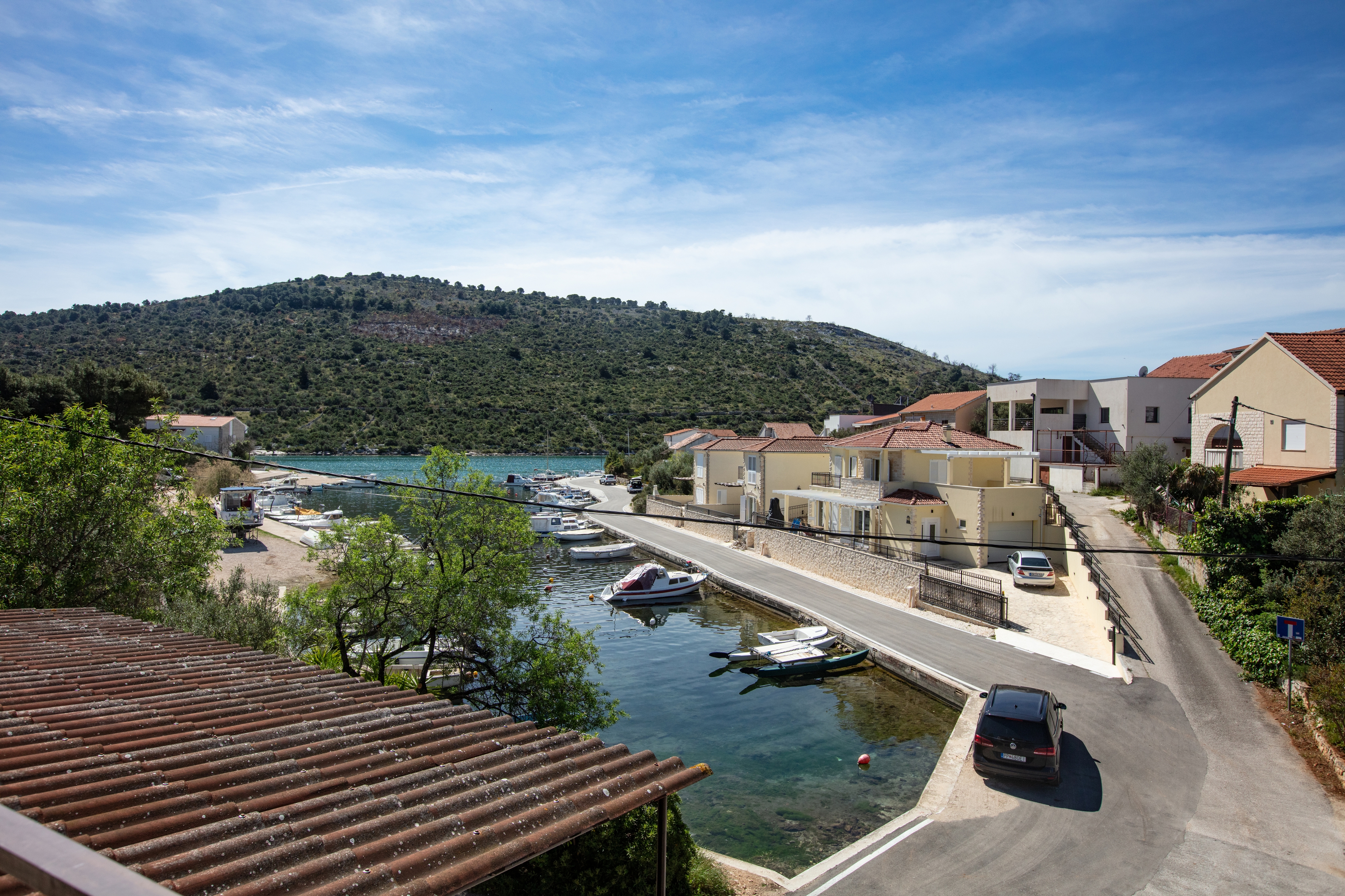 Three bedroom apartment with balcony and sea view Stupin Čeline, Rogoznica  A-a