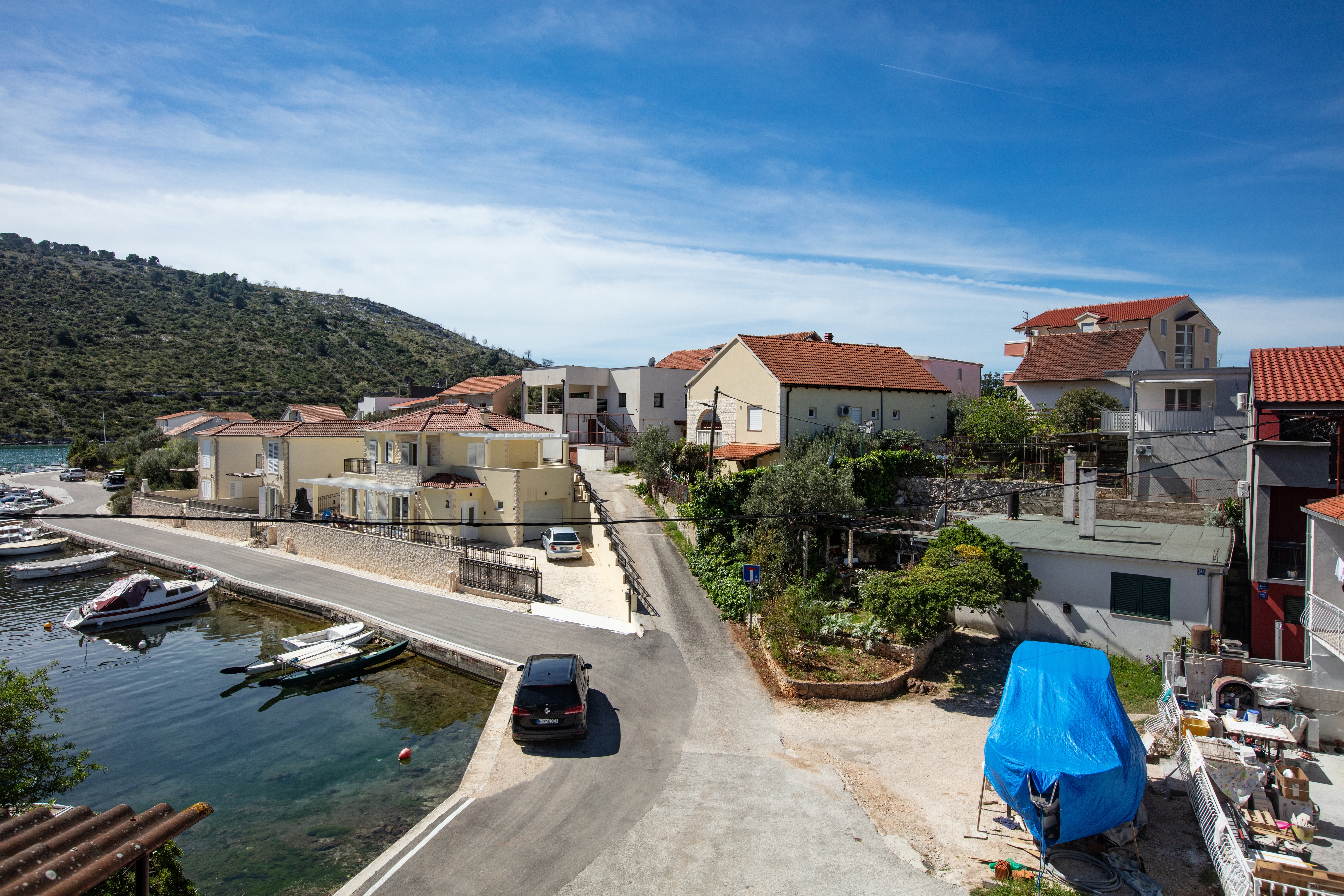 Three bedroom apartment with balcony and sea view Stupin Čeline, Rogoznica  A-a