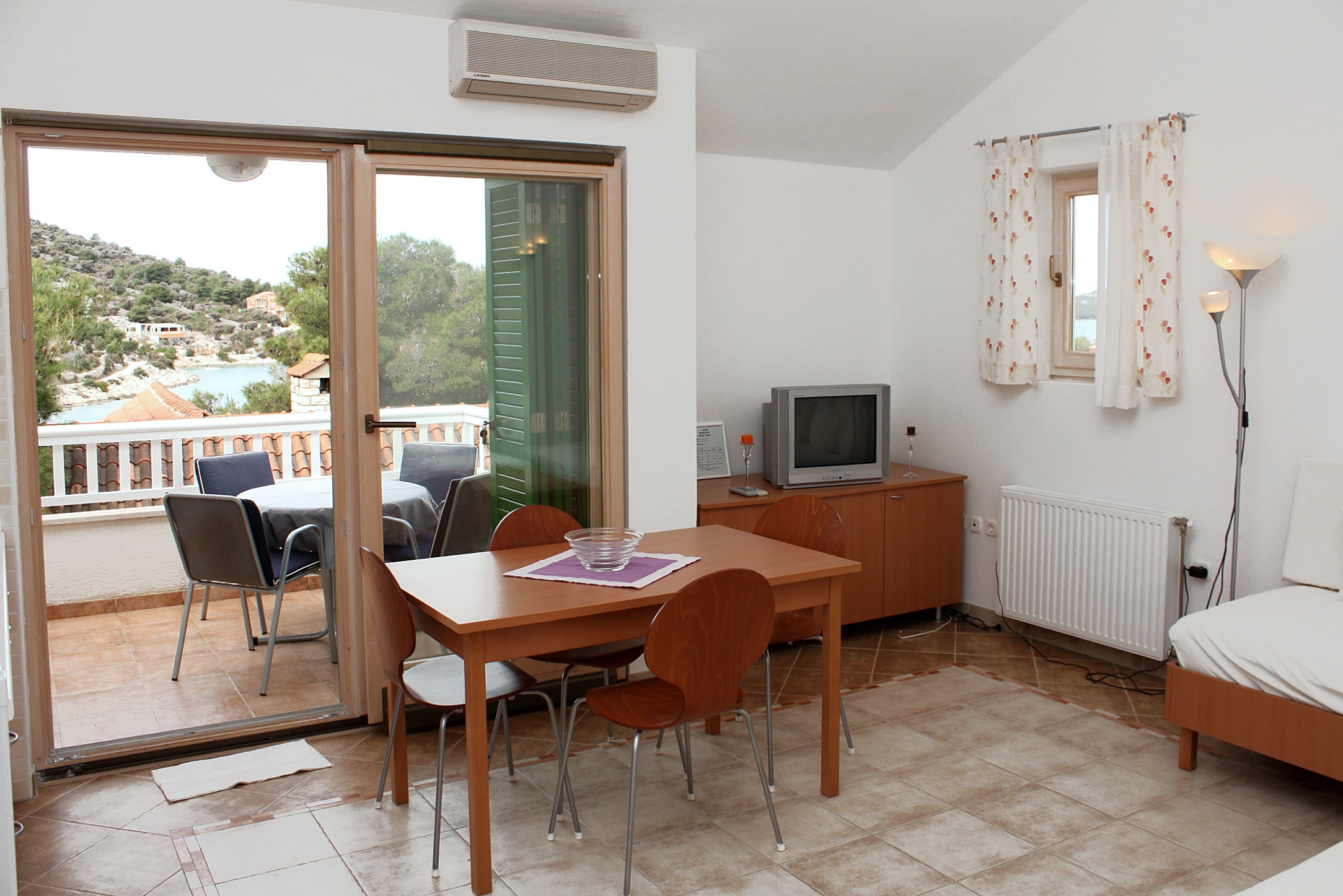 One bedroom apartment with terrace and sea view Ražanj, Rogoznica (A-4265-c) One bedroom apartment with terrace and sea view Ražanj, Rogoznica (A-4265-c)