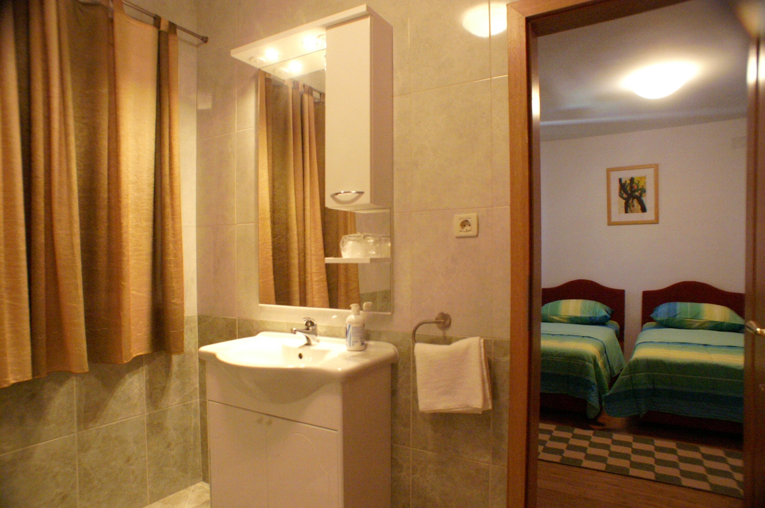 Two bedroom apartment with terrace and sea view Supetar, Brač  A-a