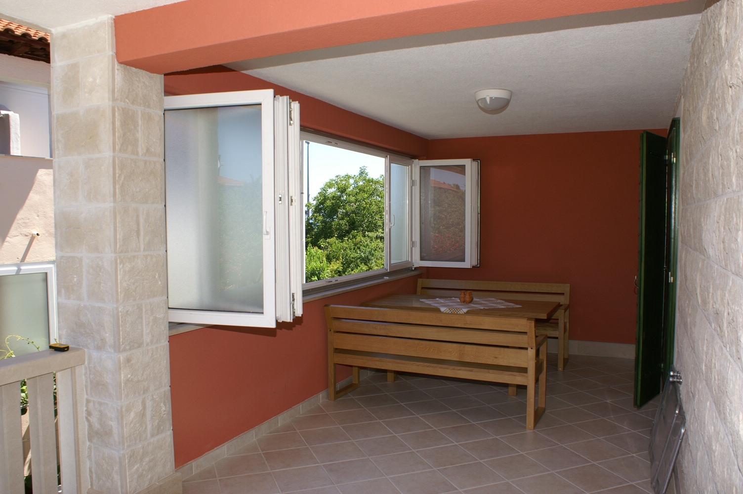 Two bedroom apartment with terrace and sea view Supetar, Brač  A-a