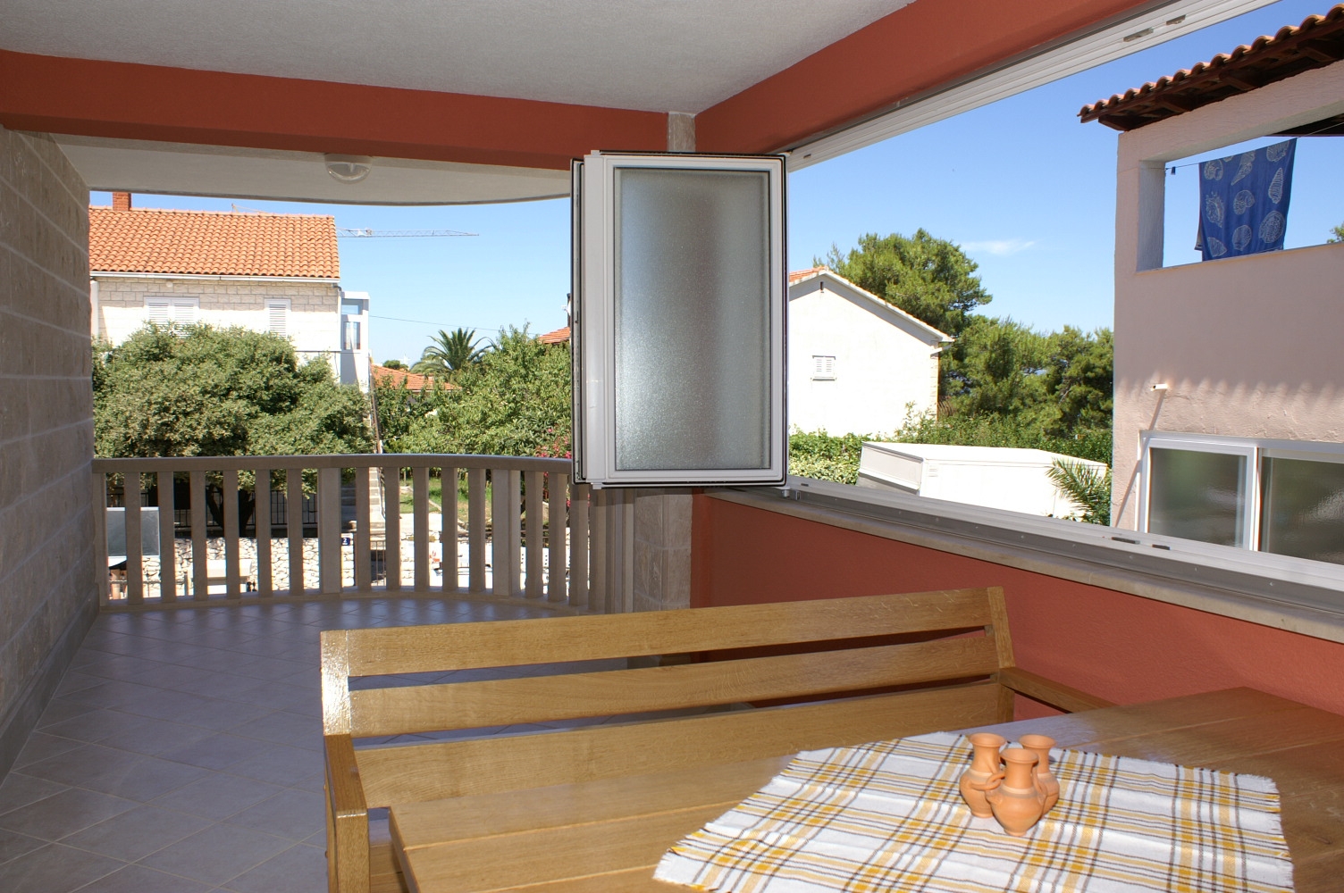 Two bedroom apartment with terrace and sea view Supetar, Brač  A-a