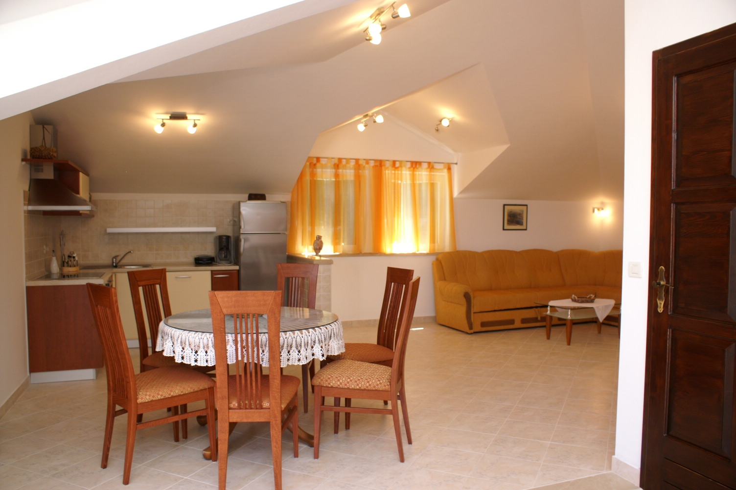 Three bedroom apartment with terrace and sea view Supetar, Brač  A-b