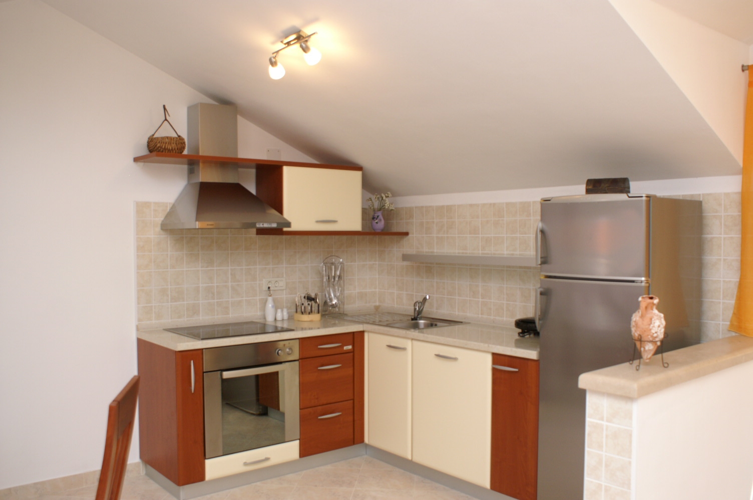 Three bedroom apartment with terrace and sea view Supetar, Brač  A-b